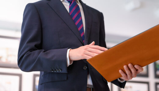 法人保険で節税は可能？2026年最新の税制ルールと出口戦略を税理士が解説